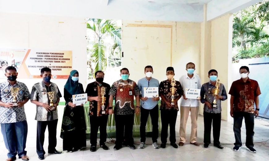 Sukses Lomba Kebersihan Permukiman Kelurahan se-Parepare, Juara 1 RW 5 Mallusetasi, Juara 2 BCR, Juara 3 Watang Bacukiki